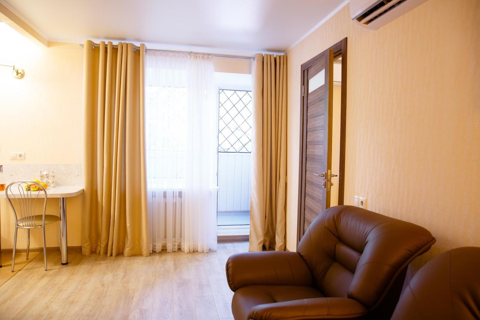 Apart-Hotel Vegus อูรัลส์ค ภายนอก รูปภาพ